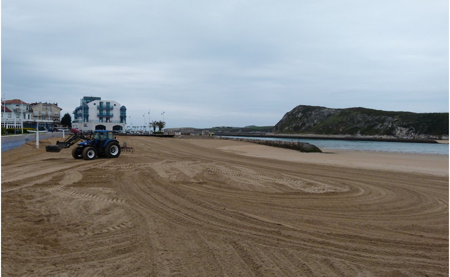 Limpieza de las playas del municipio de Suances